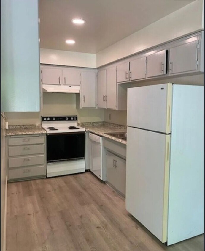 Foto del edificio - 1206 Galleon Way