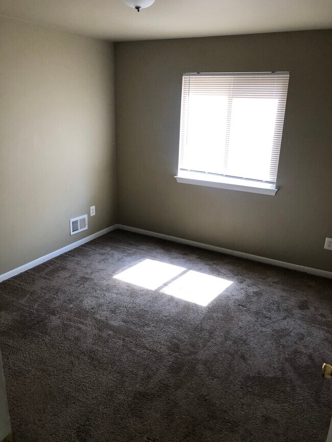 Foto del edificio - 17835 Telegraph Rd