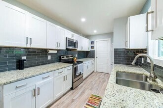 Building Photo - 4715 Carsonhill Dr