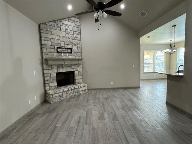 Building Photo - 3316 White Horse Dr