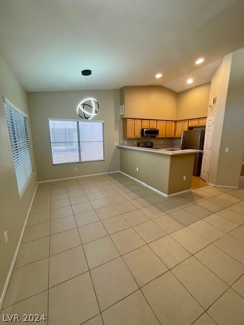 Building Photo - 4950 Black Bear Rd