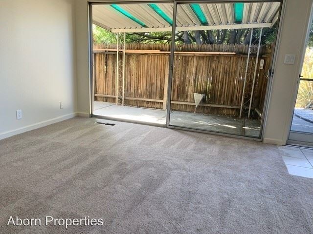 Foto del edificio - 2724-2726 Newhall St