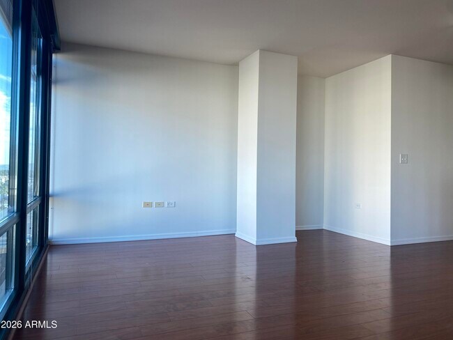 Foto del edificio - 4808 N 24th St