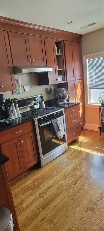 Building Photo - 5 Wellman St