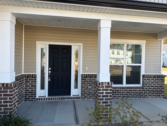 Building Photo - 3 Bed 2.5 Bath Home - Pooler GA