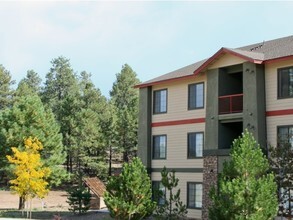 Building Photo - Clear Creek Village