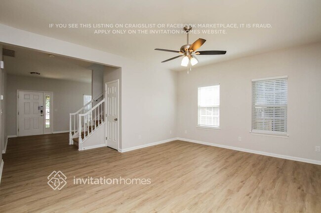 Building Photo - 162 Grayland Rd