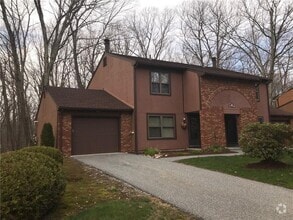 Building Photo - 41 Pheasant Run