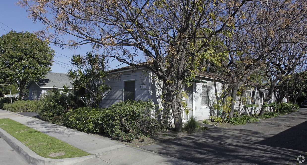 Foto del edificio - 6132-6152 Western Ave