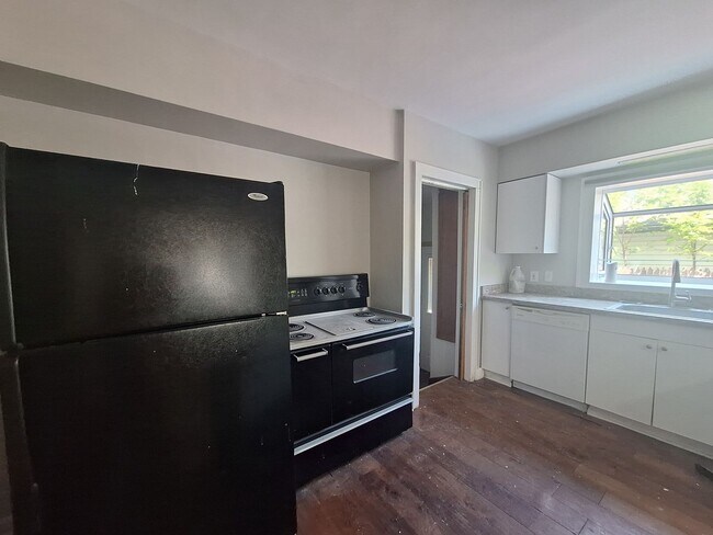 Foto del edificio - Come see your next home!!  3 bed, 2 bath i...