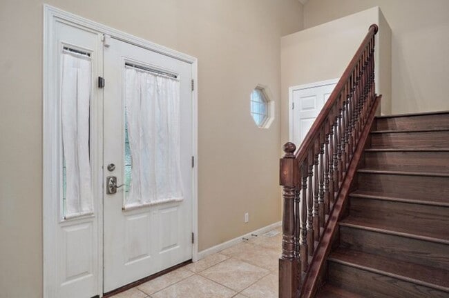 Foto del edificio - 1403 W Maplewood St