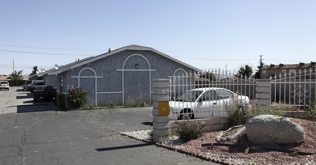 Primary Photo - 16230 Sequoia Ave