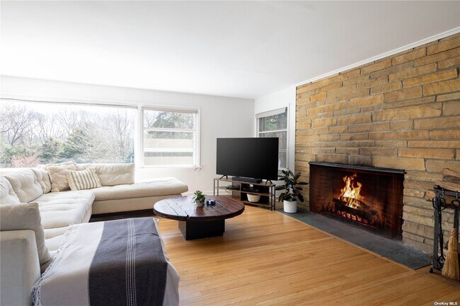 Foto del edificio - 230 Bridge Ln