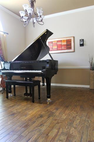 Building Photo - 8105 Pecan Ridge Dr