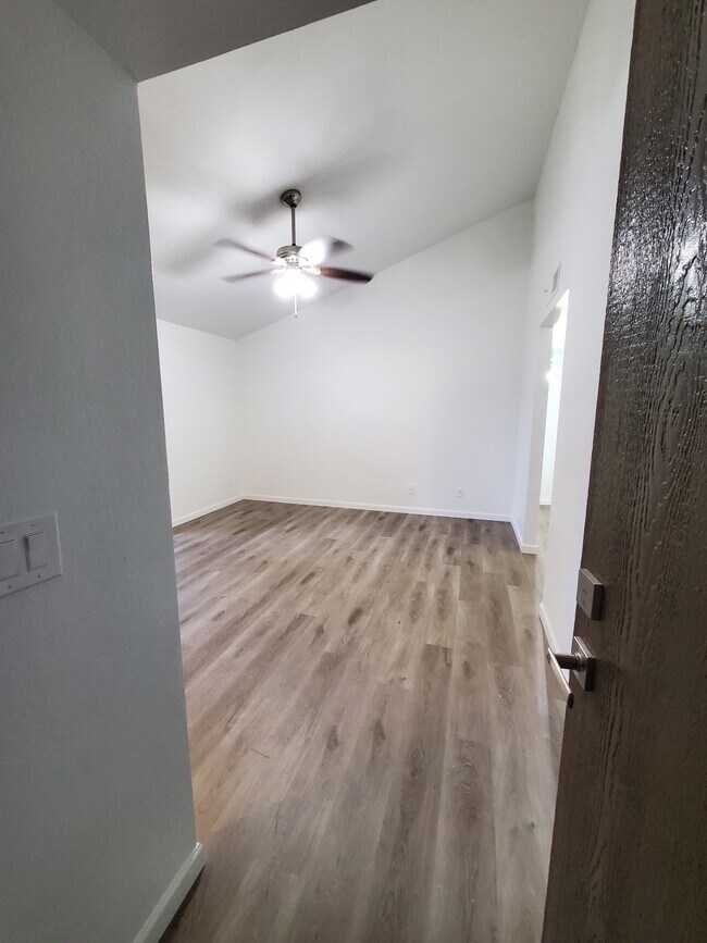 Living Room from Entry - 10610 S 48th St