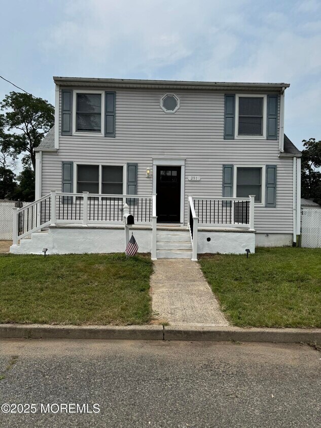 Primary Photo - 291 Park Ave