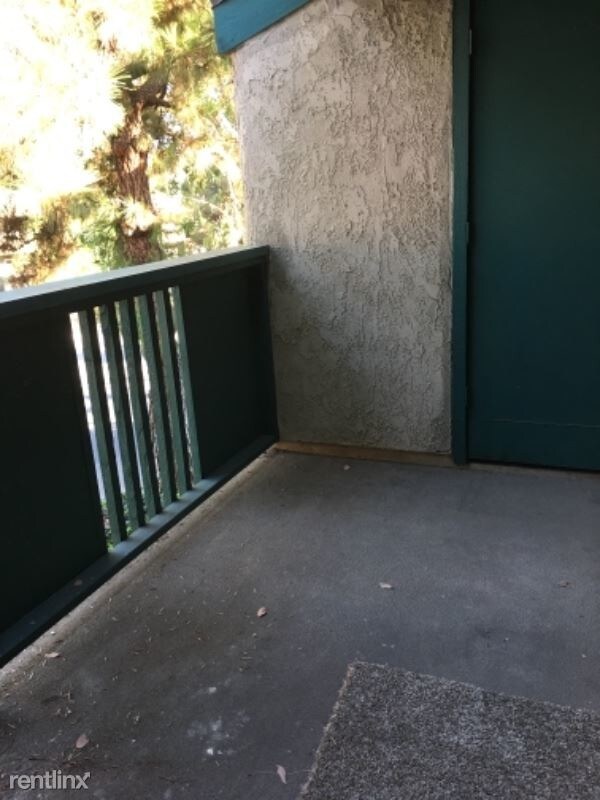 Building Photo - 2 br, 2 bath Condo - 1853 N Brea Blvd