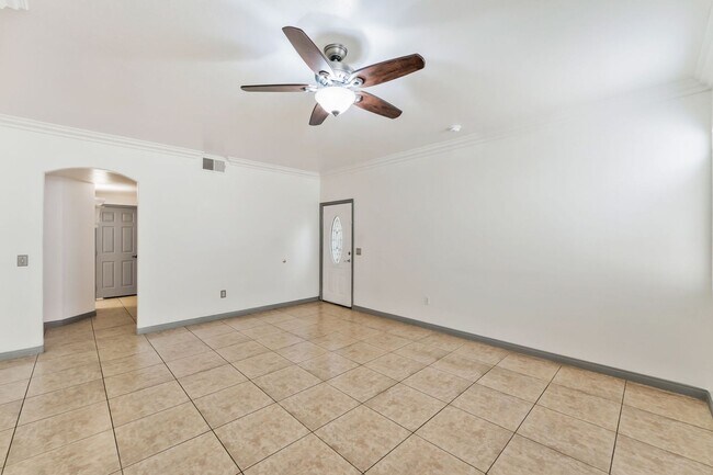 Building Photo - 1405 S Nellis Blvd