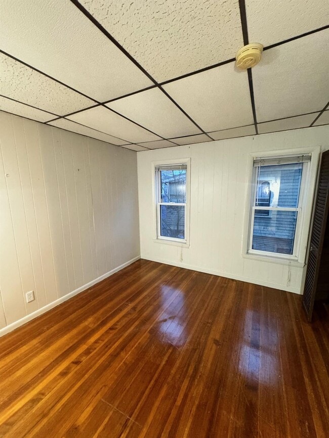 Foto del edificio - 95 Kidder Ave