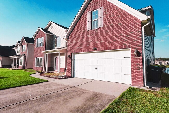 Building Photo - Available Soon!