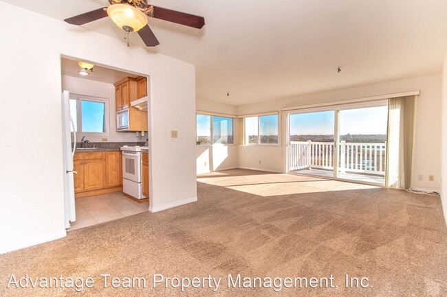 Building Photo - 4015 Crown Point Dr