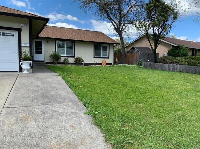 Foto del edificio - 954 Emily Ave