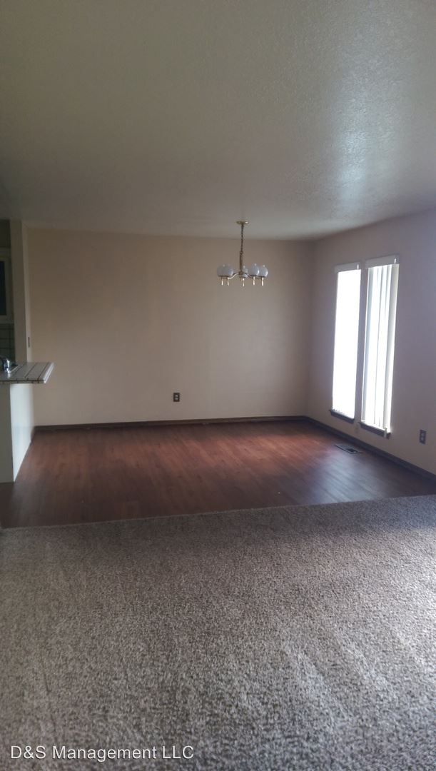 Building Photo - 10207 Shadowridge Dr