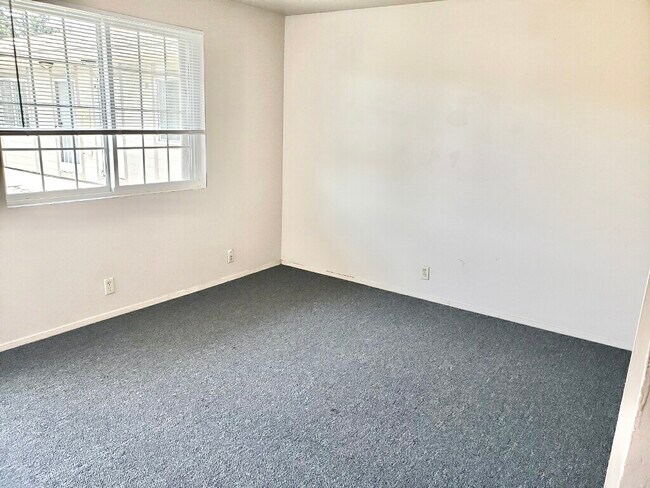 Foto del edificio - Meadows Apartments