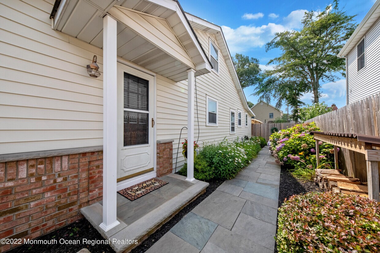 9 Vanard Dr, Brick Township, NJ 08723 House for Rent in Brick