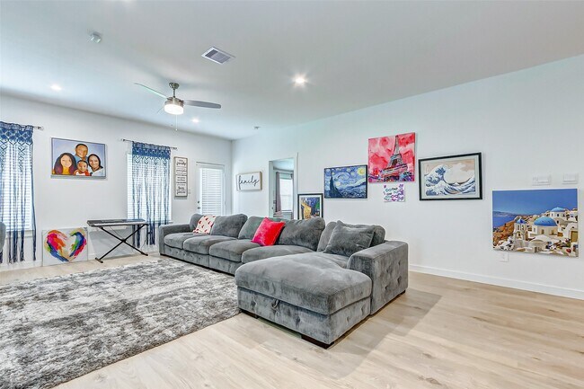 Foto del edificio - 29918 Gallatin River Ln