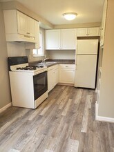 Building Photo - 4054 Mt Royal Blvd