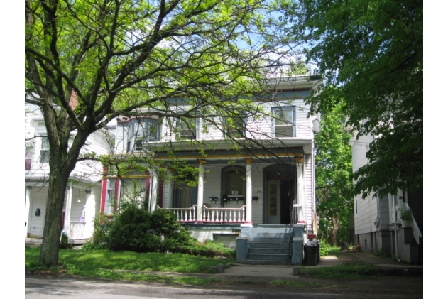 Primary Photo - 150 Fair St