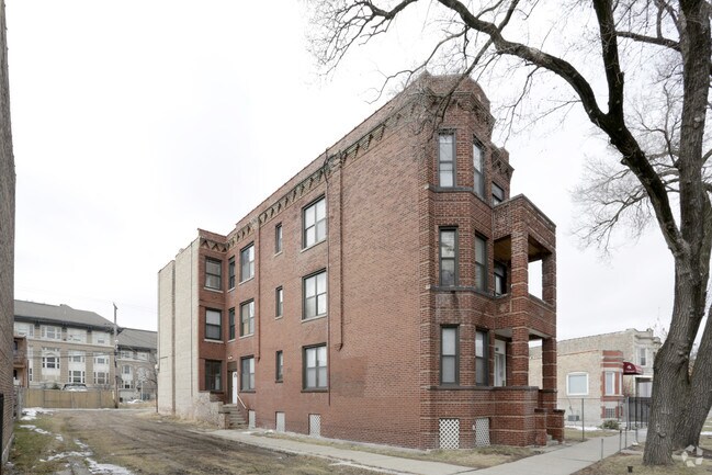 Apartment Building On Madison And Hamlin 1622 s hamlin ave chicago, il 60623 rentals - chicago, il Apartment Building On Madison And Hamlin 1622 s hamlin ave chicago, il 60623 rentals - chicago, il