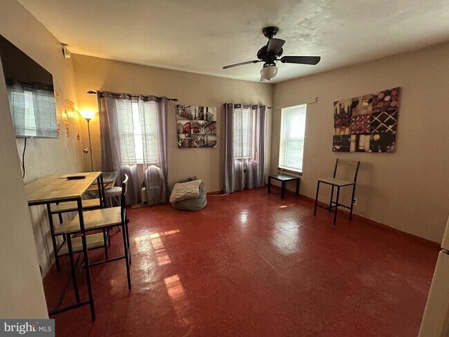 Foto del edificio - 532 N 15th St