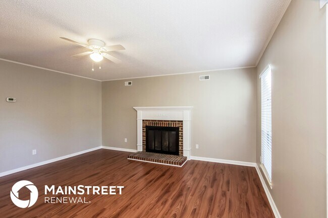 Foto del edificio - 7349 Captain Neal Ln