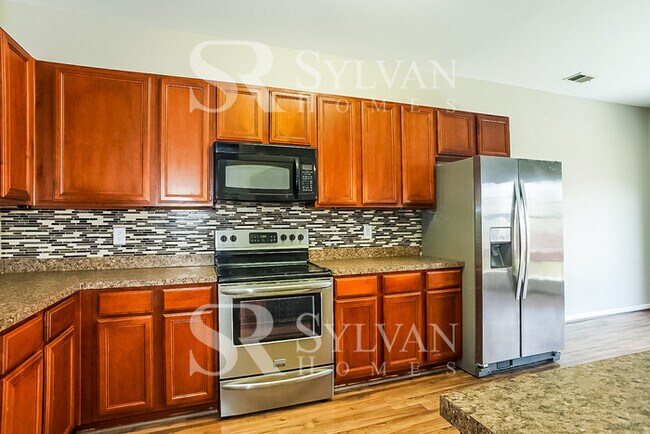 Foto del edificio - Life Just Got Better!