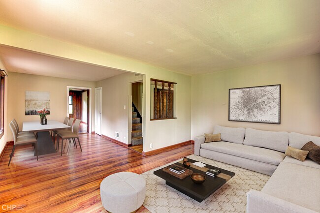 Building Photo - 205 E Marion Ave