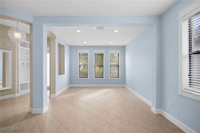 Foto del edificio - 12129 Country Day Cir