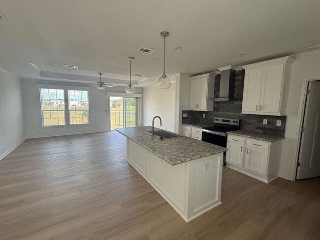 Foto del edificio - 3808 Sunset Dr