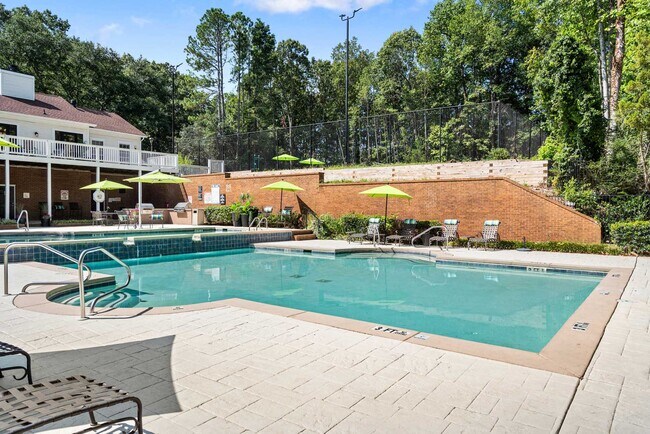 Foto del edificio - Belmont Crossing Apartment Homes