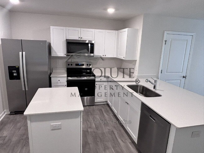 Building Photo - 8550 Beckett Chase Wy