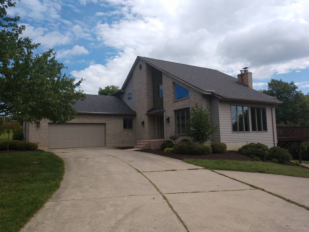 Primary Photo - Renovated 4BR 3BA Home in Ross