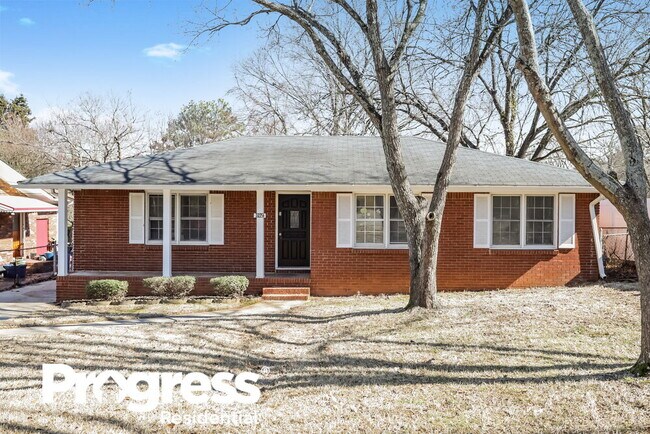 Building Photo - 3276 Elm St