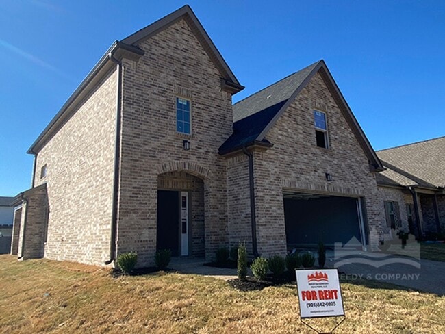 Building Photo - 10007 Messana St