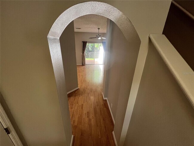Foto del edificio - 676 Vallance Way NE