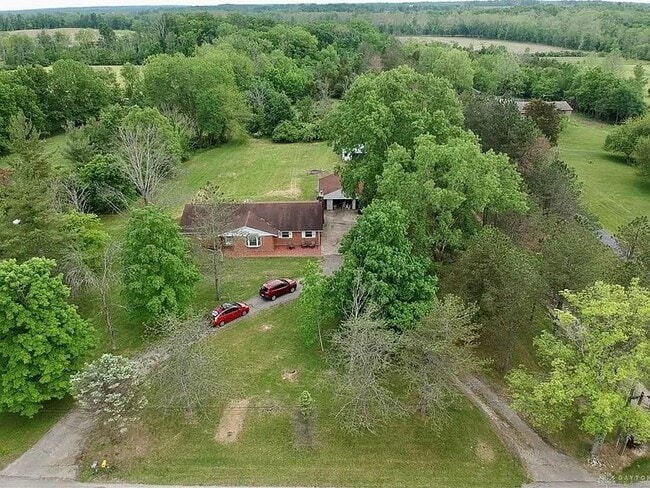 Building Photo - 4792 Pyrmont Rd