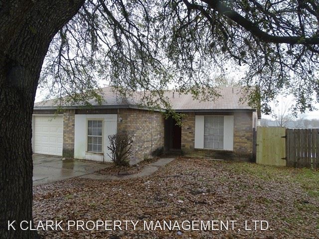 Primary Photo - 3 br, 2 bath House - 7048 ATHERTON