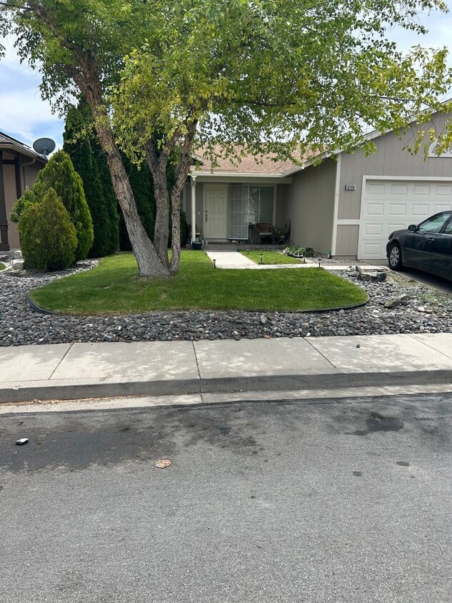 Primary Photo - 8200 Shifting Sands Dr