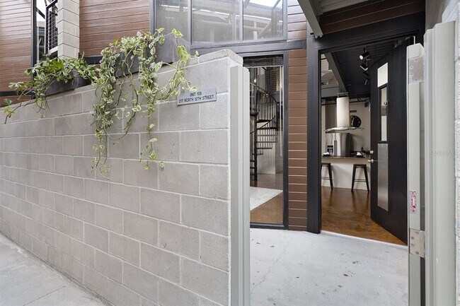 Foto del edificio - 217 N 12th St