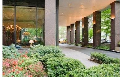 Foto del edificio - 300 E 75th St